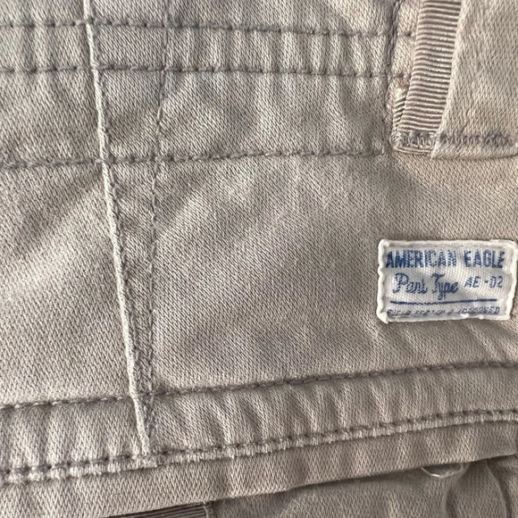 American Eagle outfitters 10L, Favorite.5 Pocket button zipper closure L=40” - Picture 9 of 9